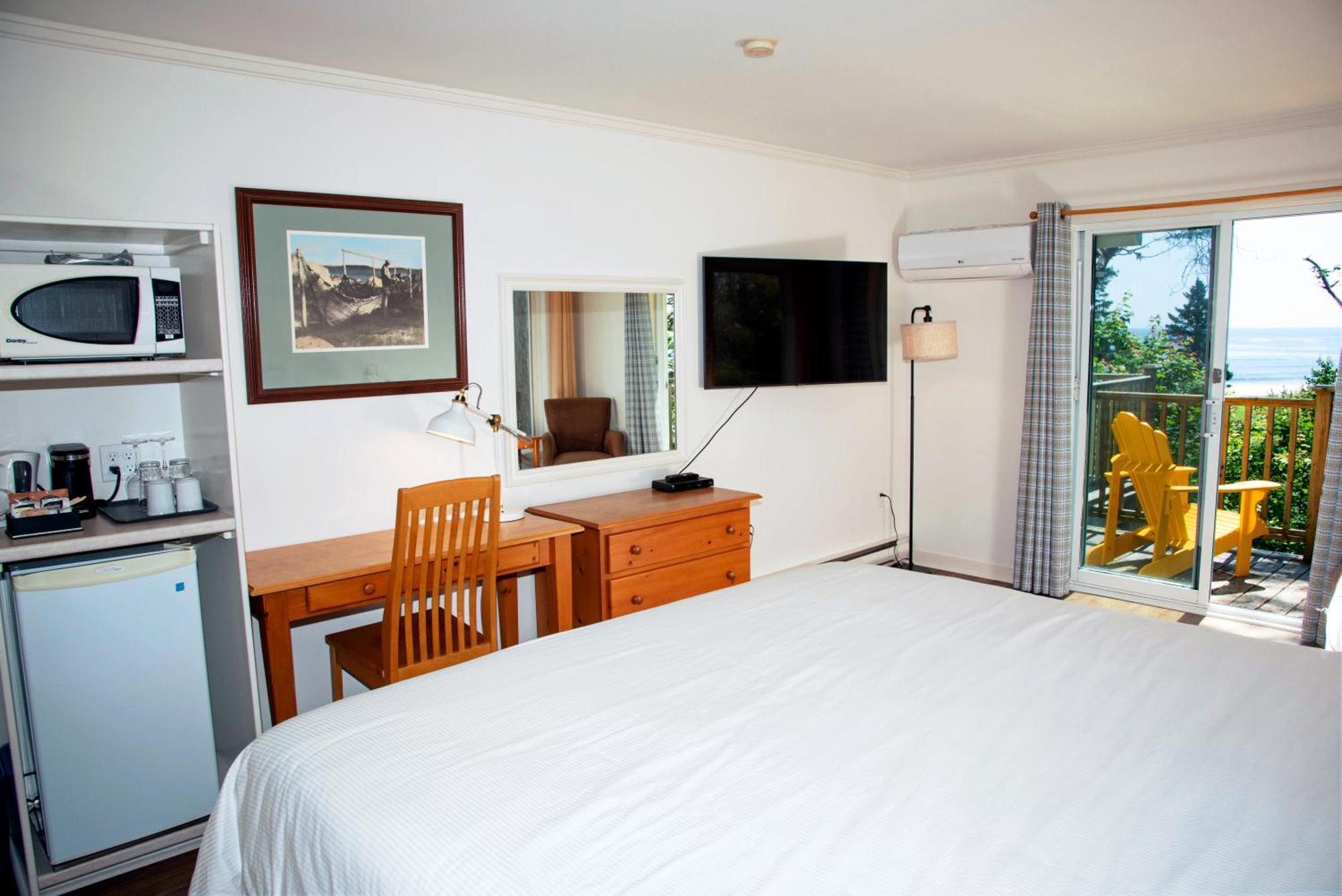 White Point 4* Liverpool