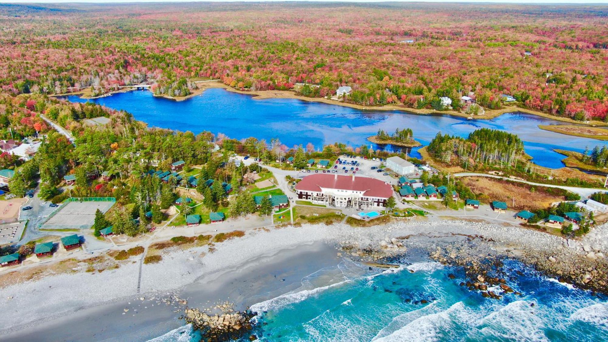 Hotel White Point 4*