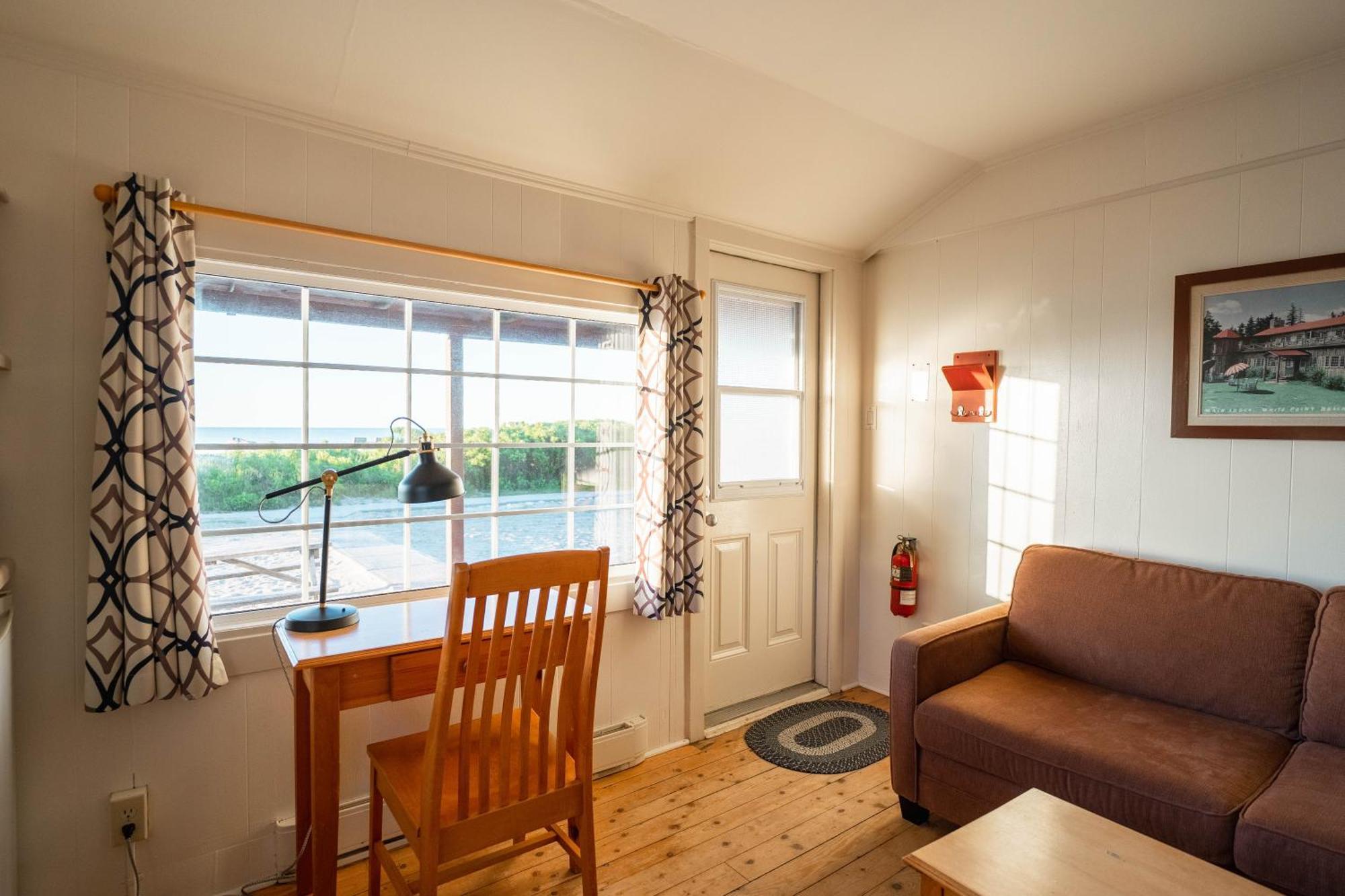 White Point 4* Liverpool
